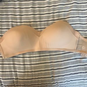 Lively wireless nude strapless bra - 32DDD